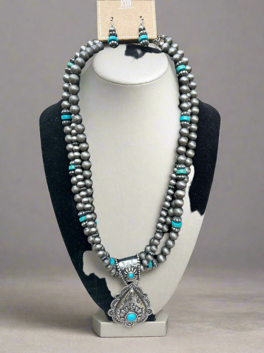 Western Faux Floral Turquoise Pendant Necklace Set