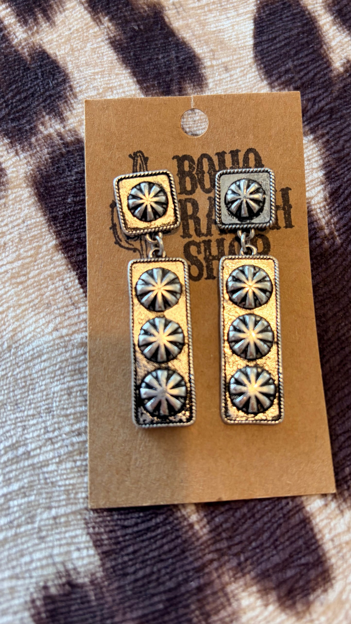 Western Bar Texture Earrings Silver