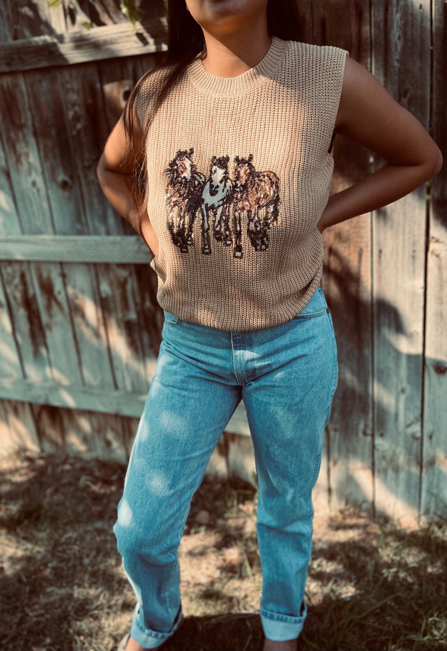 Sequin horse graphic knitted sweater vest